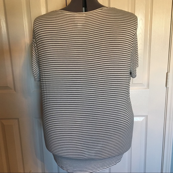 DB Sunday Hello Weekend Dolman Tee - Picture 2 of 4